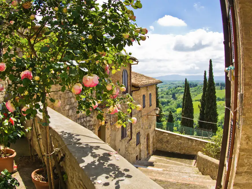 die Hügelstadt San Gimignano in der Toskana, Italien