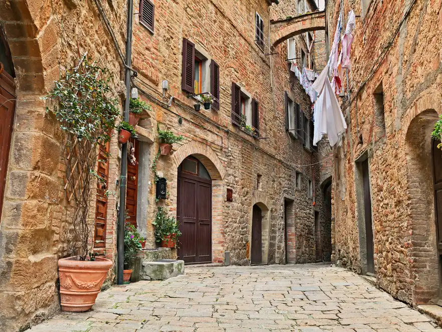 Volterra eine mittelalterliche Stadt in der Toskana